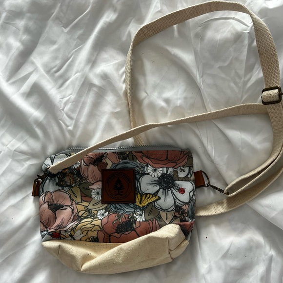 Viral TikTok artist KTs Canvases bag, collaboration with Rogue Life Maine - Picture 3 of 4